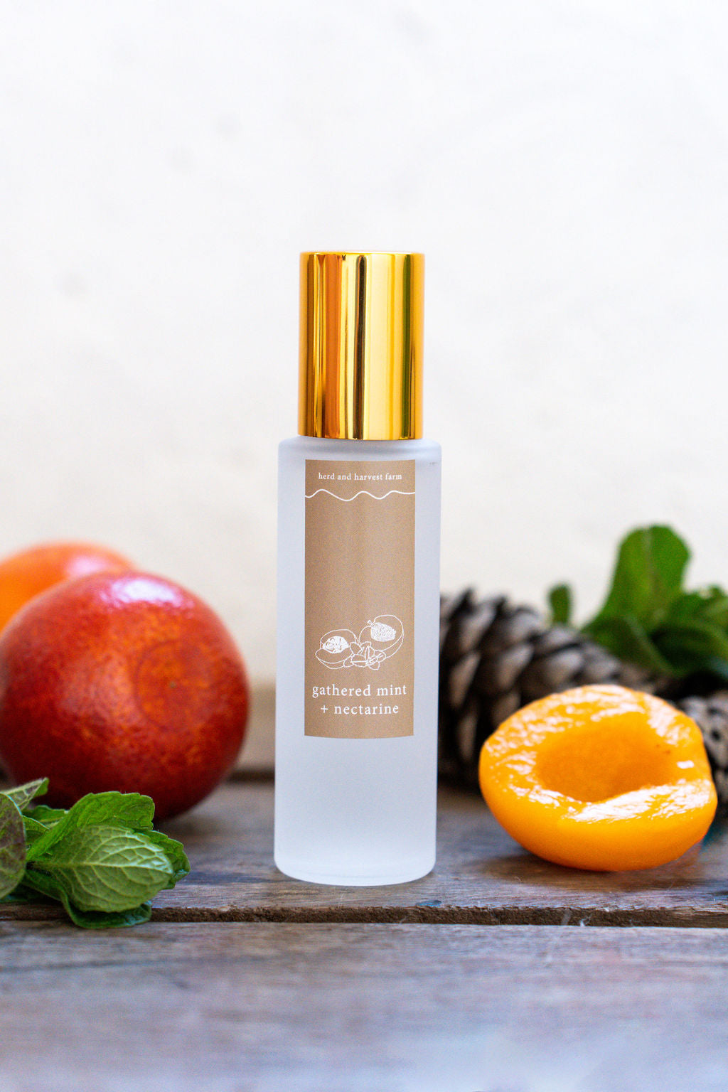 gathered mint + nectarine | white | room spray