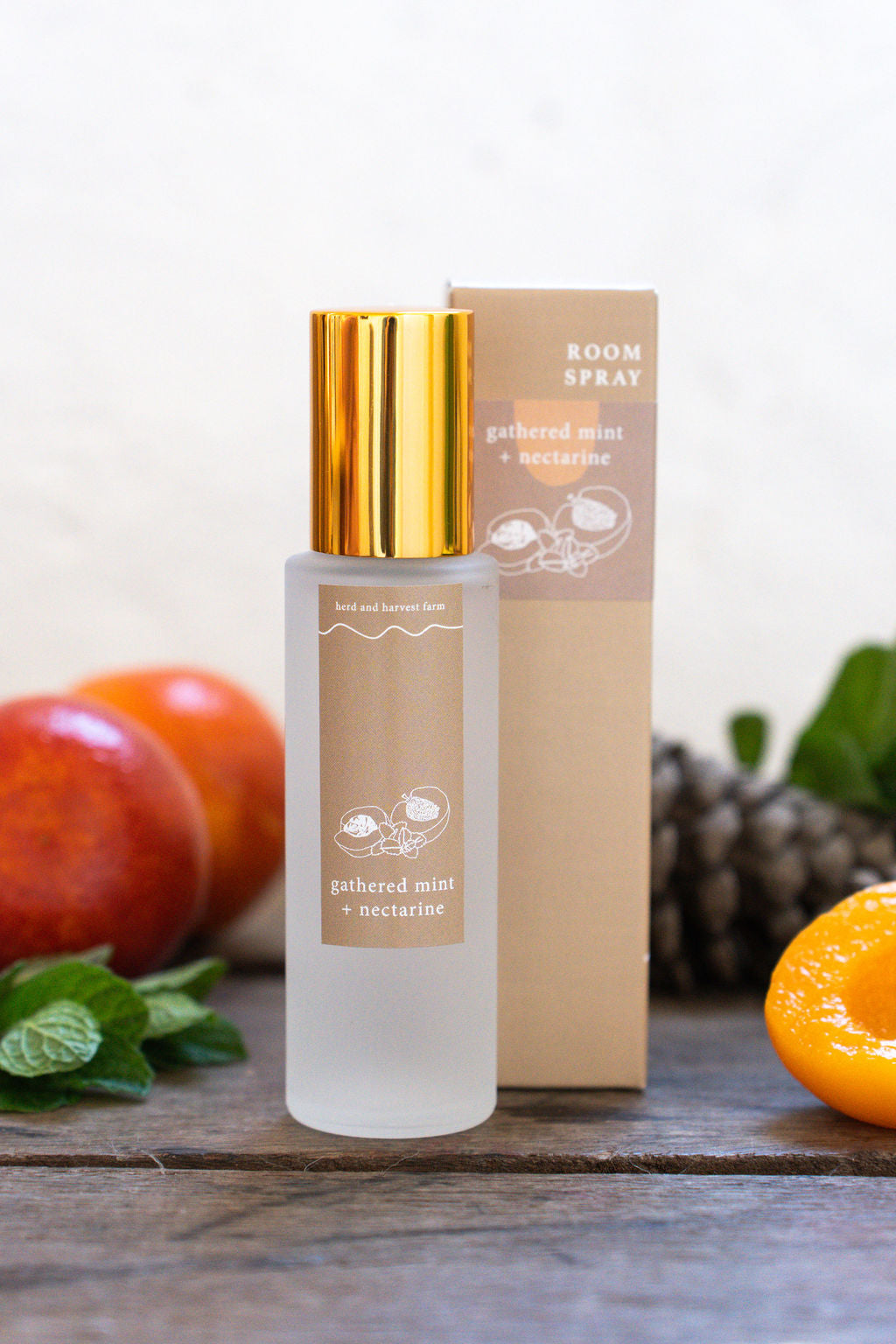 gathered mint + nectarine | white | room spray